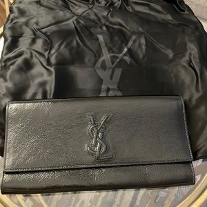 Great condition clutch